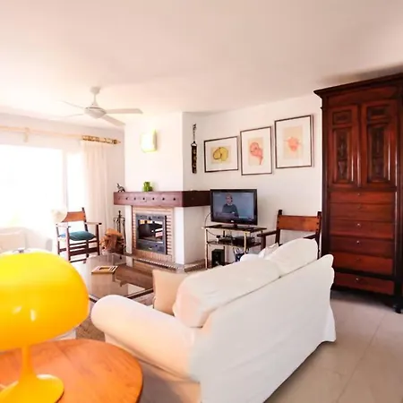 4br | Garden, Bbq & 3m Walk |