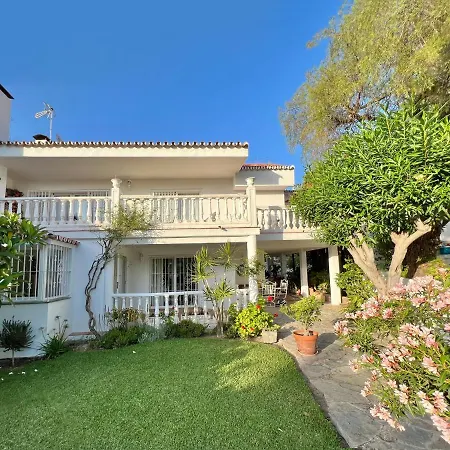4br | Garden, Bbq & 3m Walk | Marbella