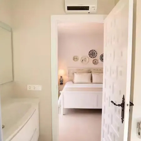 4br | Garden, Bbq & 3m Walk | Сasa de vacaciones