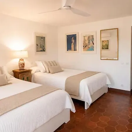 4br | Garden, Bbq & 3m Walk |
