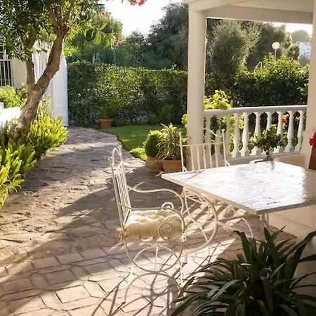 Сasa de vacaciones 4br | Garden, Bbq & 3m Walk | Marbella